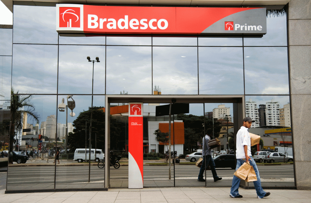 Bancos sobem forte e ajudam puxar Ibovespa