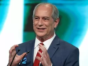 Josias: Franco-atirador, Ciro tem na língua seu principal adversário