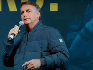 Bolsonaro recebeu dinheiro vivo de genro de empresário, indicam mensagens