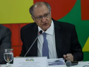 Alckmin diz que mercado é 'estressado' e que tendência do dólar é cair