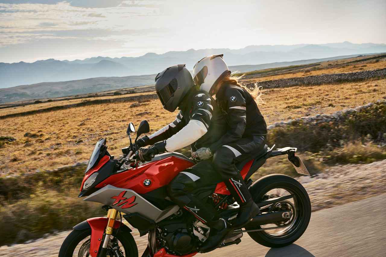 画像2: 「S1000XR」は大きいと思う人にちょうどよさそうな895ccの「F900XR」が誕生