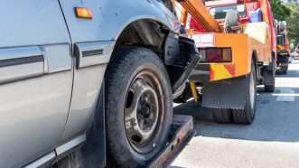 towtruck_1161x653 | Keechuan / Dreamstime.com