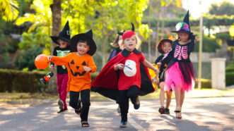 Kids on Halloween | 195695359 © Famveldman | Dreamstime.com