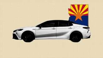 Car with Arizona flag | Illustration: Eddie Marshall | Allexxandar | Dreamstime.com | Midjourney