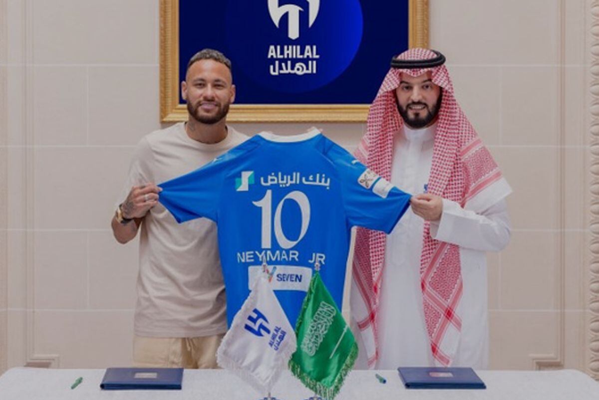 Neymar firmó por el Al Hilal de Arabia Saudí tras su paso por el PSG y Barcelona.