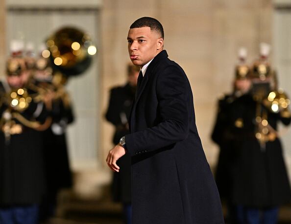 Kylian Mbappé cenó la noche del martes en el palacio del Elíseo, residencia del presidente de Francia, Macron. (Foto: Getty Images)