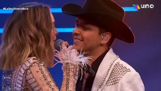 Belinda y Christian Nodal protagonizan apasionado beso en Instagram