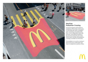 フライドポテトの横断歩道 - McDonald's: MacFries Pedestrian Crossing -