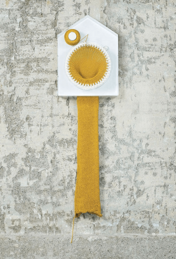 365 knitting clock