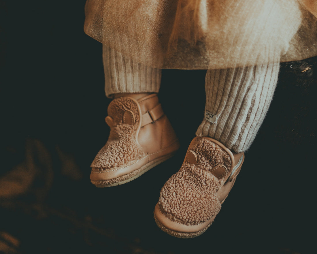 Richy Booties | Teddy Bear | Light Maple Curly Faux Fur