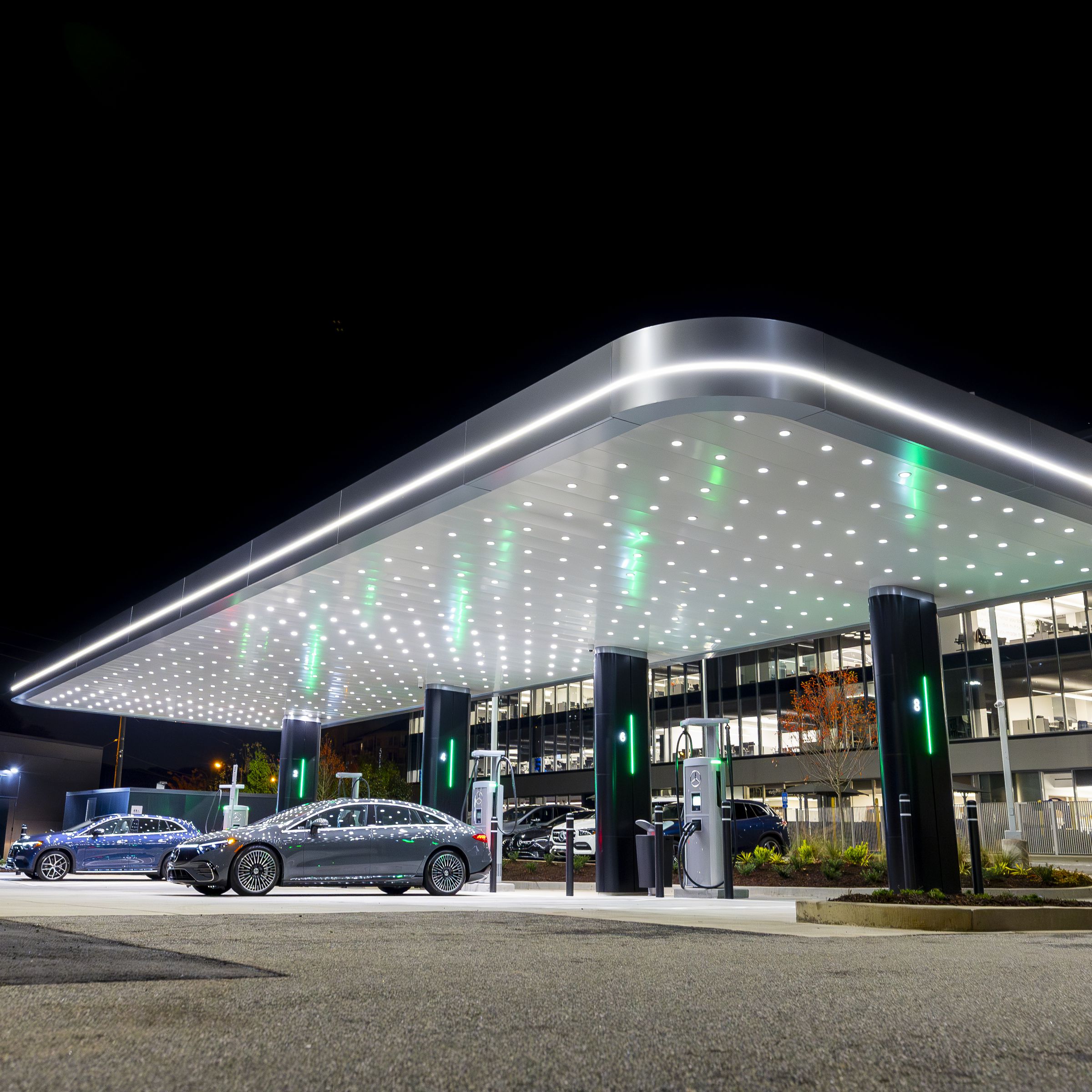 Mercedes-Benz EV charging hub in Atlanta