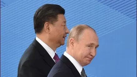 El presidente ruso Vladimir Putin llegó a China para reunirse con Xi Jinping