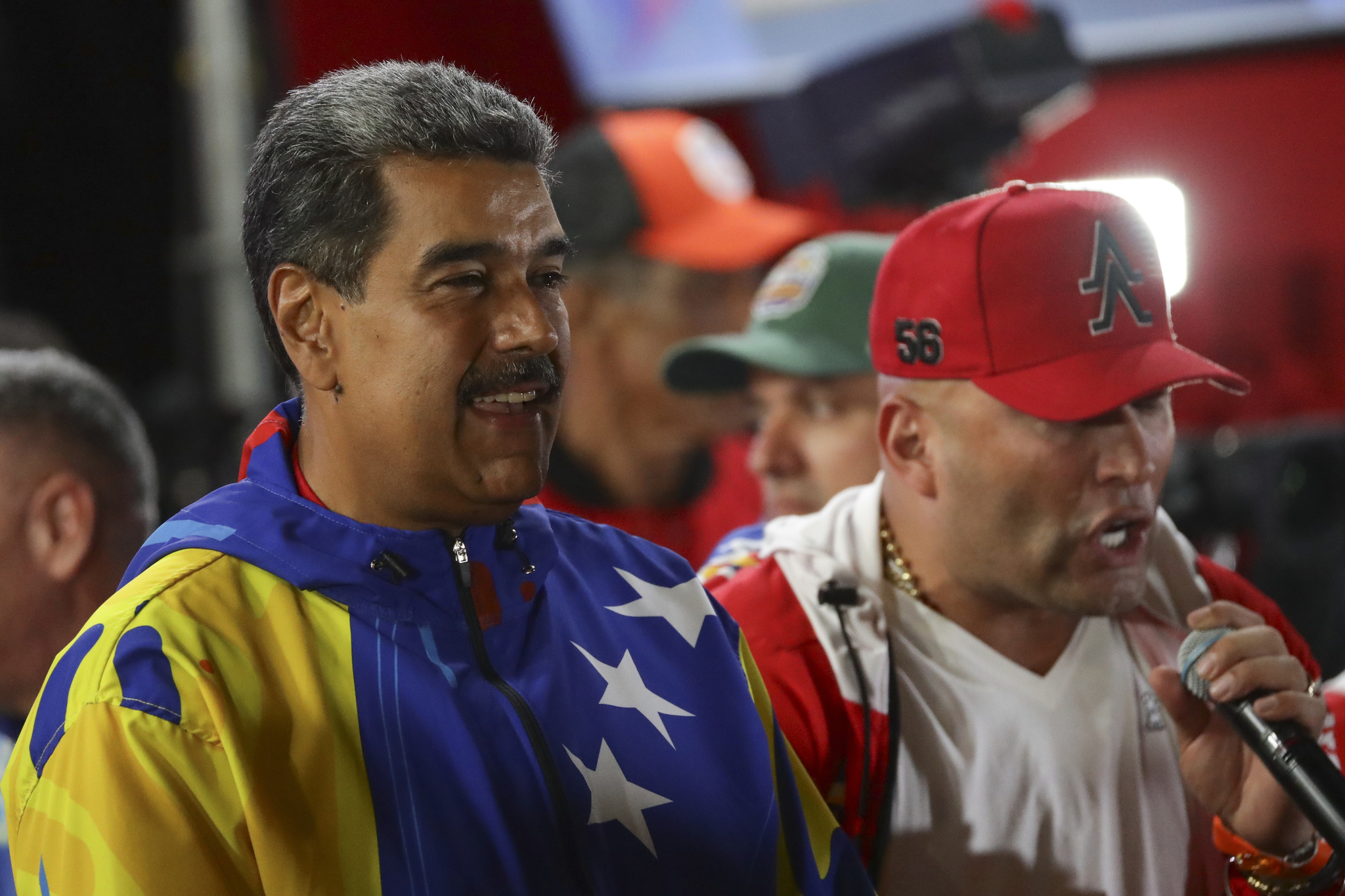 Maduro celebra los resultados de las elecciones presidenciales este domingo, en Caracas (Venezuela).