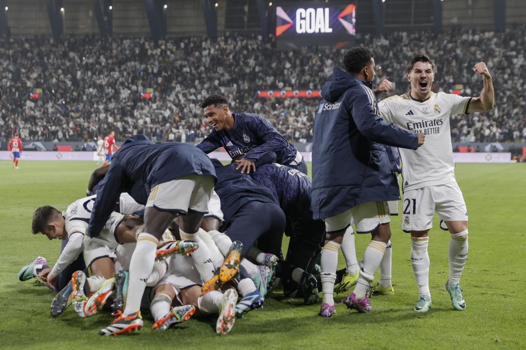 Alineaci�n confirmada del Real Madrid hoy ante el Barcelona en la final de la Supercopa: �Juega Lunin!