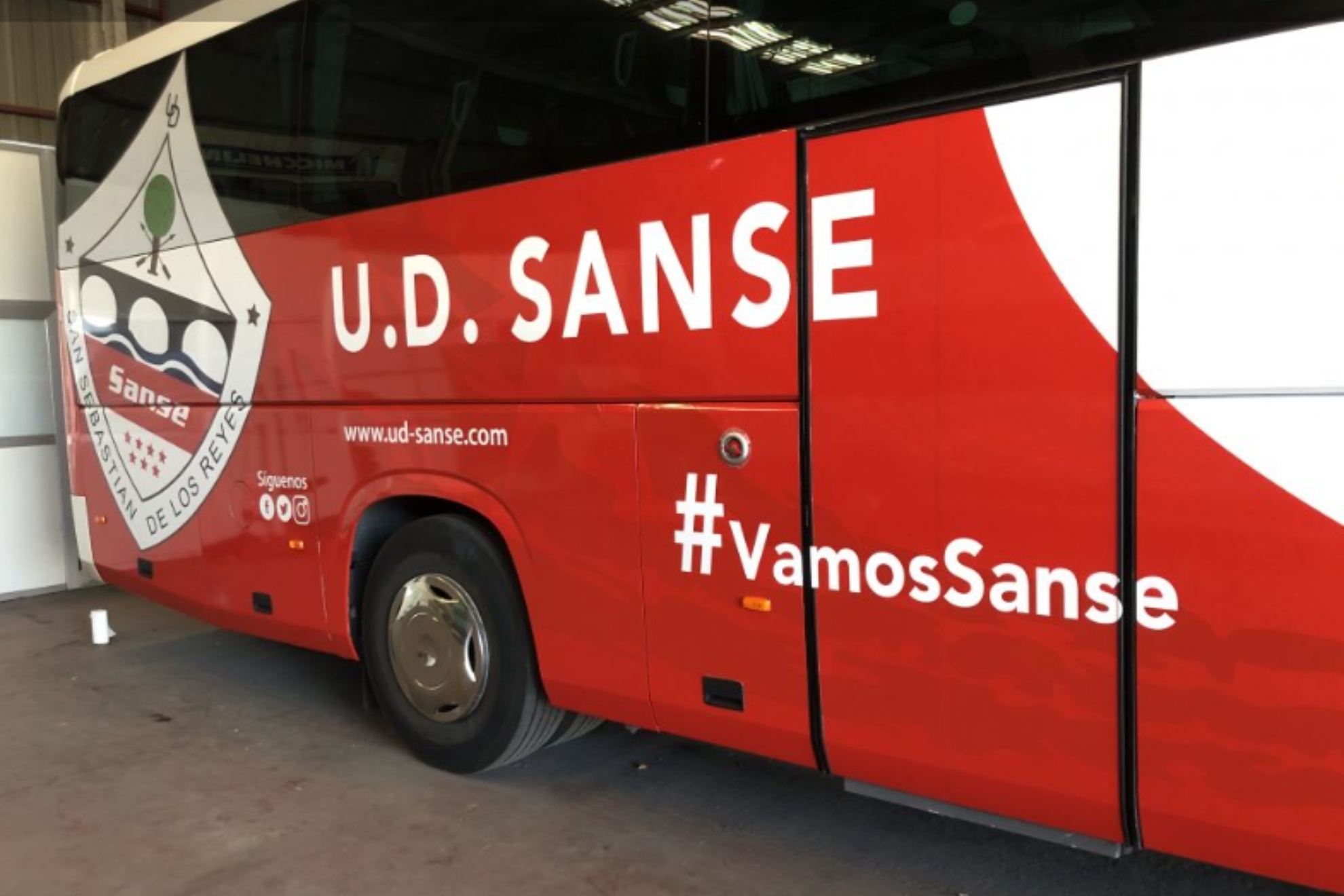 La rocambolesca historia del autob�s del Sanse en Extremadura