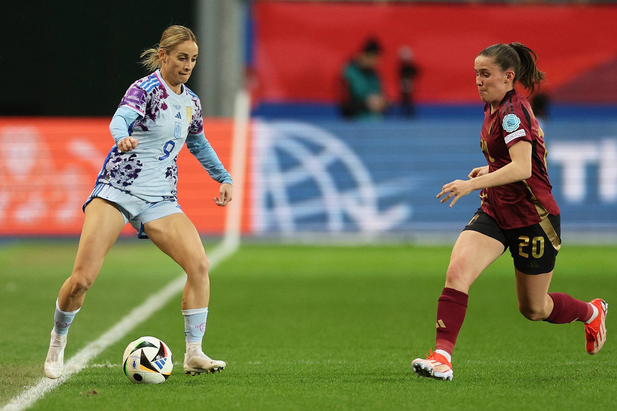 Esther Gonz�lez durante el partido ante B�lgica en Lovaina / RFEF