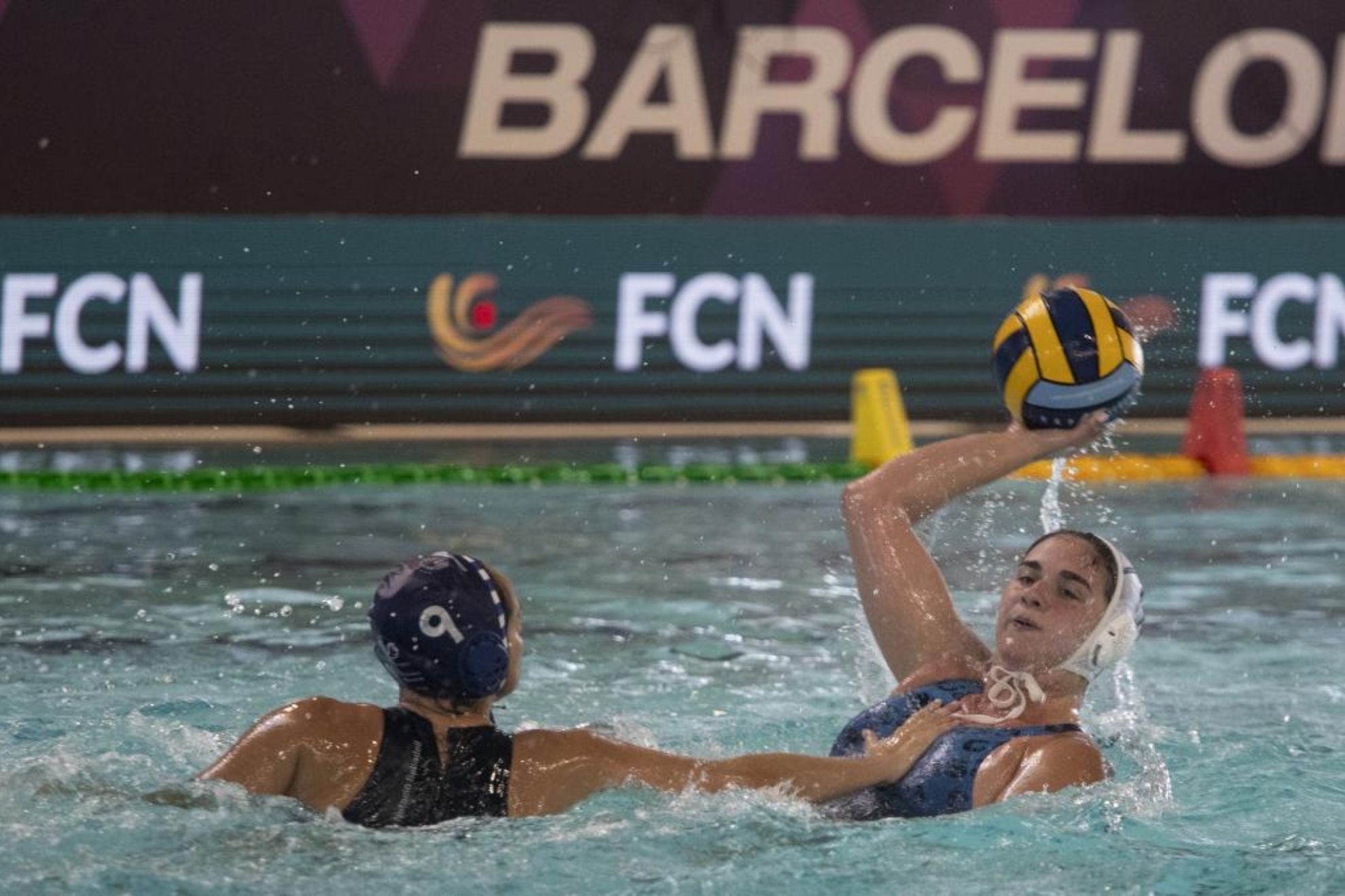 Judith Forca (Sabadell) y Bogachenko (Sant Andreu), en una de las semifinales de la reciente Final Four femenina