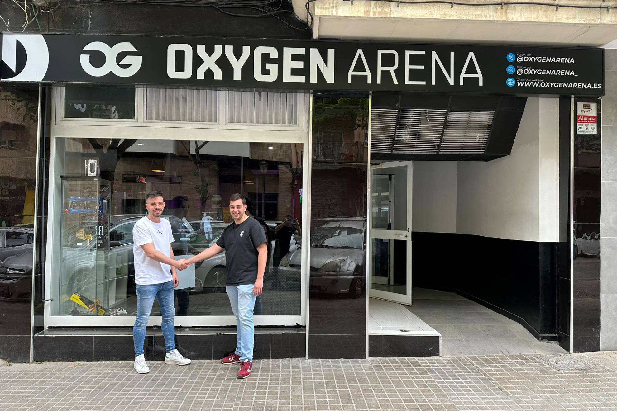 Oxygen Gaming y Gaming House Valencia unen fuerzas para expandir su negocio de locales de videojuegos