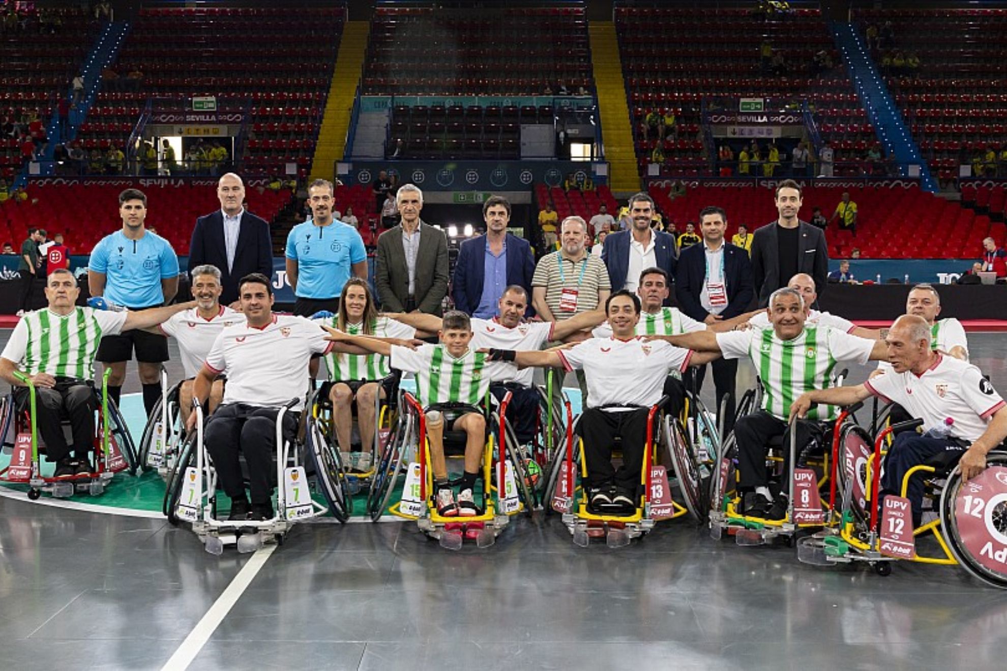 Equipos de las Fundaciones de Betis y Sevilla presentaron el A-Ball o f�tbol en silla de ruedasm, durante la Copa del Rey de F�tbol Sala