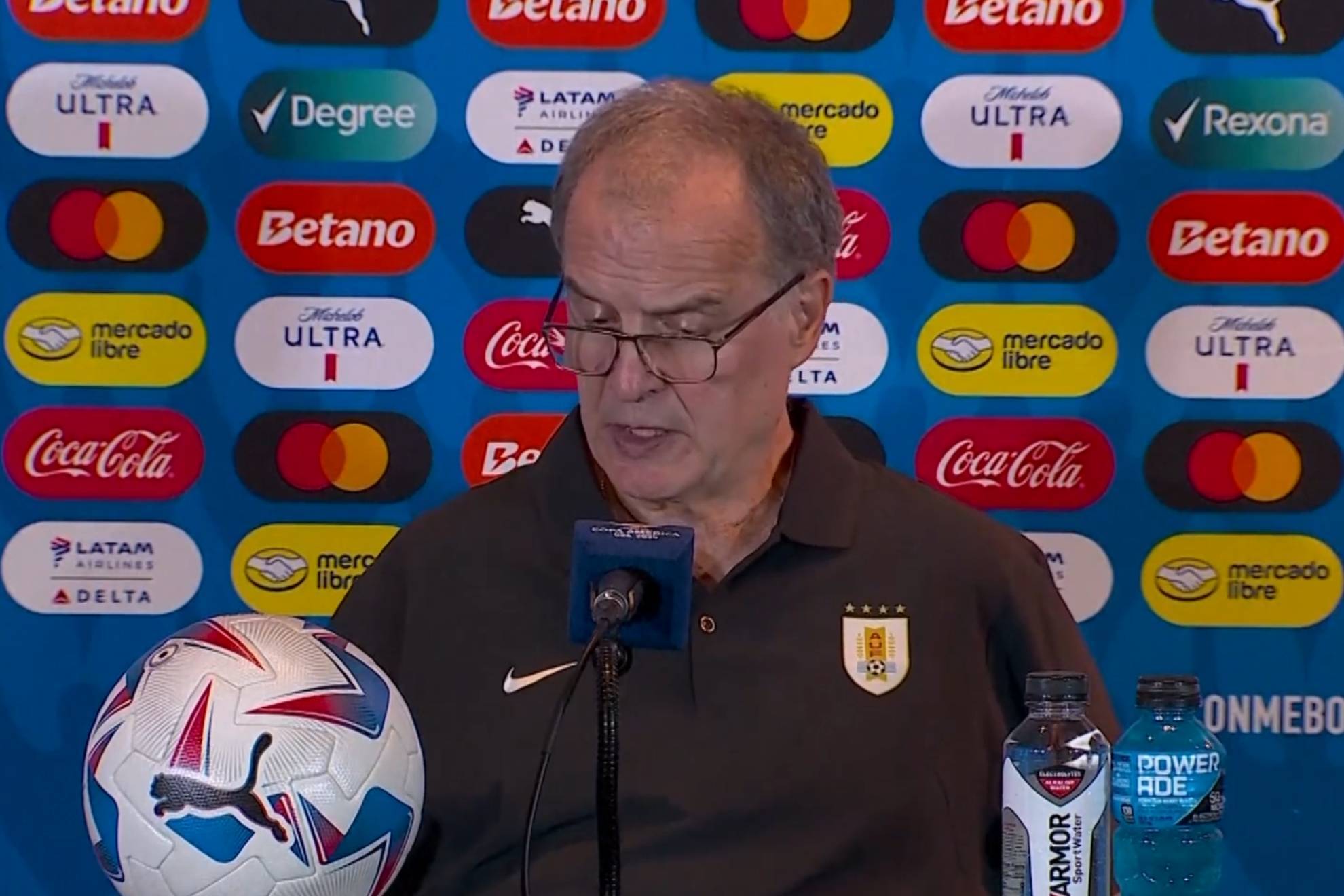 Bielsa: Bolivia es un equipo joven, con poca experiencia