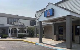 Motel 6-Newark, De