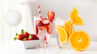 Ola de calor: 6 bebidas saludables para refrescarte y mantenerte hidratado si es que no te gusta el agua