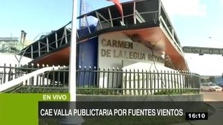 Callao: fuertes vientos causan la caída de panel publicitario en Av. Faucett |VIDEO