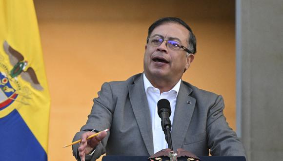 En esta foto de archivo tomada el 13 de febrero de 2023, el presidente de Colombia, Gustavo Petro, habla durante un evento para presentar un proyecto de ley de reforma de salud que se discutirá en el Congreso en el Palacio Presidencial de Nariño en Bogotá. (Foto por JUAN BARRETO / AFP)