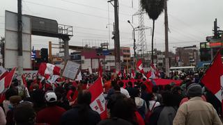 Los Olivos: ciudadanos realizaron protesta en rechazo al Gobierno de Pedro Castillo