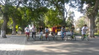 Municipio de Lima enseñó a universitarios a manejar bicicleta