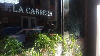 Delincuentes lanzaron explosivo a restaurante en Barranco