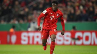 Alphonso Davies será baja en el Bayern Munich tras sufrir de una miocarditis