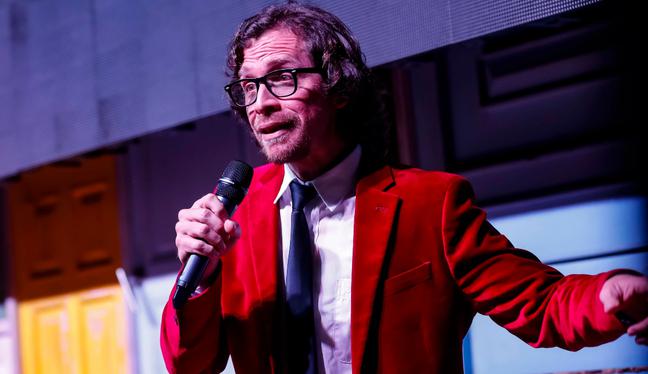 Henry Spencer: ¿cómo ha sido su incursión en el stand-up? Te lo contamos en el Podcast de hoy