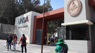 Universidad Nacional San Agustín de Arequipa elimina papel y plástico de sus aulas