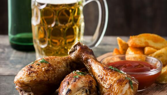 Aprende a hacer pollo a la cerveza belga con hierbas. (Foto referencial: iStock)
