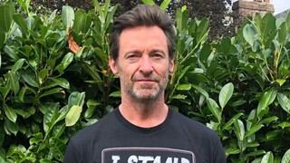 Hugh Jackman anuncia en Instagram que tiene COVID-19