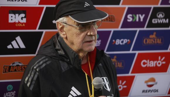 El entrenador de la selección peruana, además, confirmó que brindará declaraciones exclusivas a los medios peruanos.