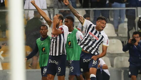 Hernán Barcos lleva 51 goles con la camiseta de Alianza Lima, mientras que Jeriel de Santis suma dos asistencias. (Foto: GEC)