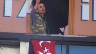 Turquía: Terroristas asaltaron oficina del partido gobernante