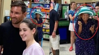 Señora se toma una foto con Messi en supermercado de Miami y lo celebra como un gol