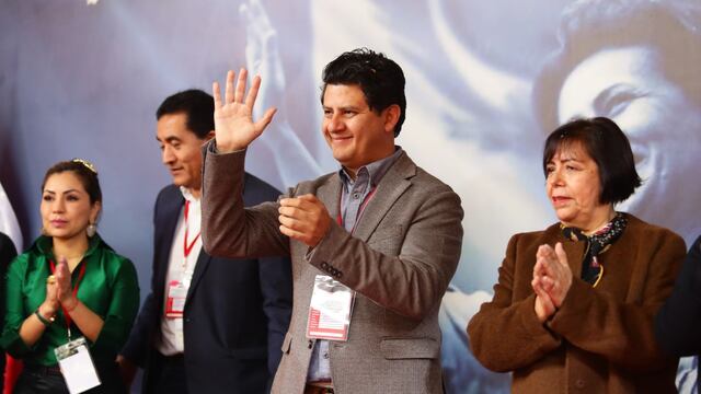 Acción Popular elige a Julio Chávez Chiong como su nuevo presidente
