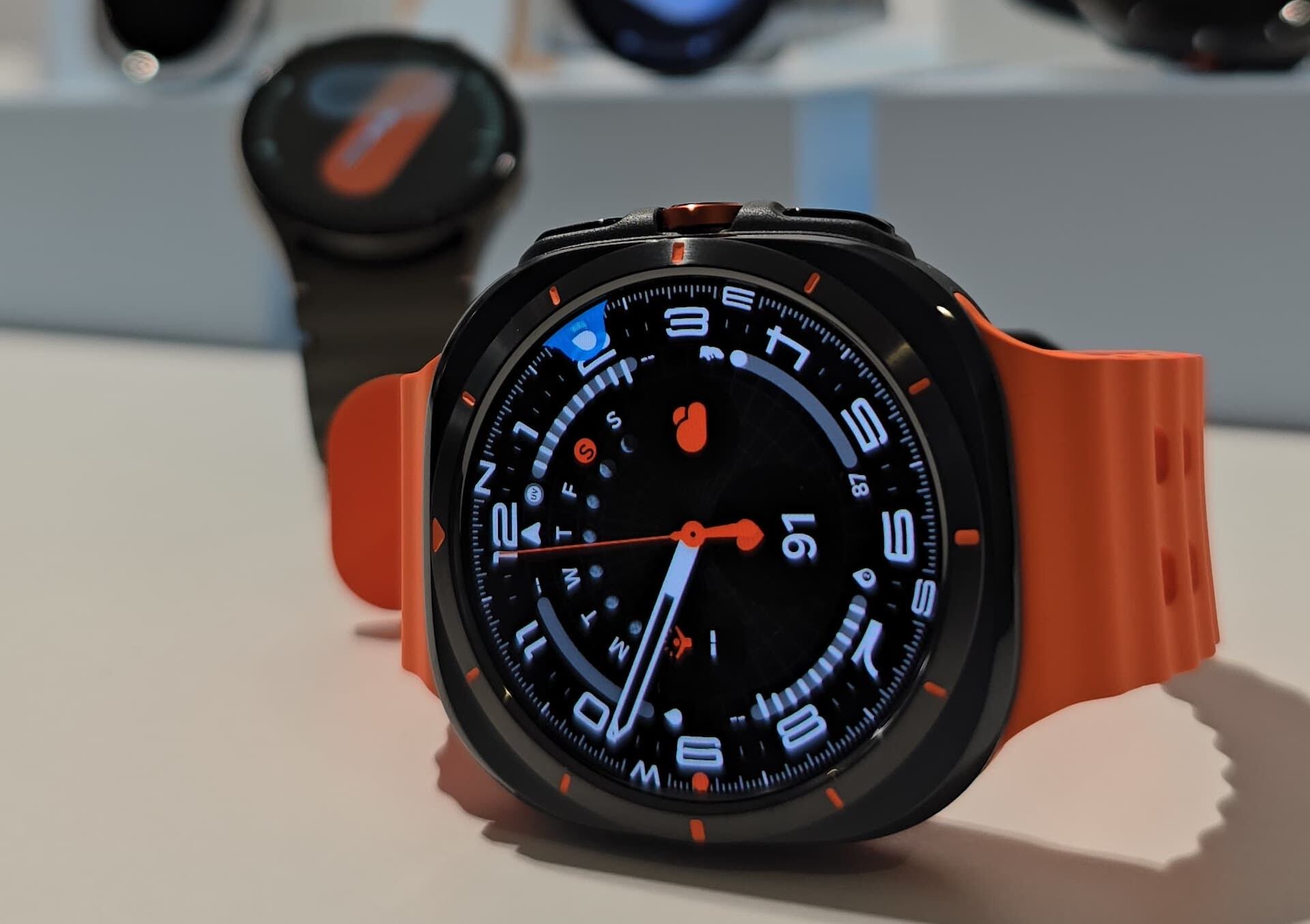 El Watch Ultra es el reloj inteligente más moderno y especializado que ha lanzado Samsung hasta el momento.