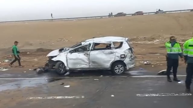 Tragedia en la variante Pasamayo: despiste y volcadura de camioneta deja dos personas fallecidas y varios heridos | VIDEO 