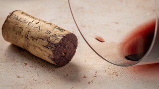 Qué hacer si se rompe el corcho de una botella de vino