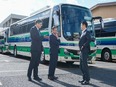 観光バスの運行管理◆実働7.66h／シフト固定／残業20h以内／資格取得支援有／家族・扶養手当有3