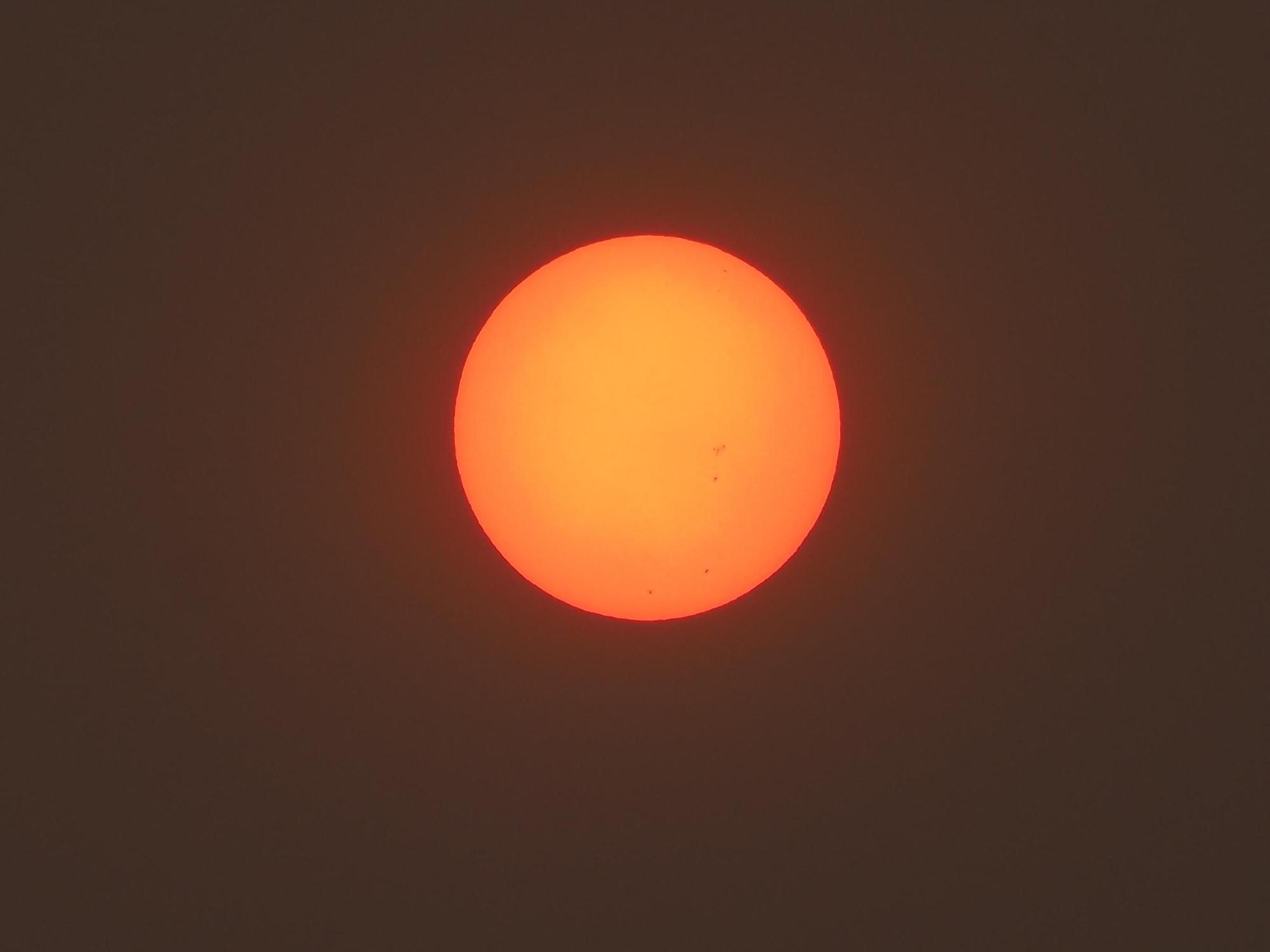 Galicia amanece con la huella de los incendios de Portugal