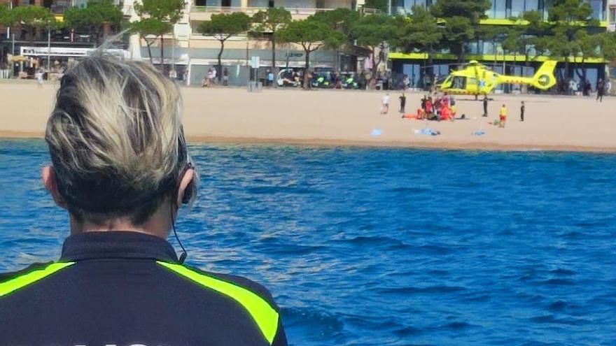 Un ciutadà rescata una dona de 74 anys de l&#039;aigua a Platja d&#039;Aro que patia un atac de cor