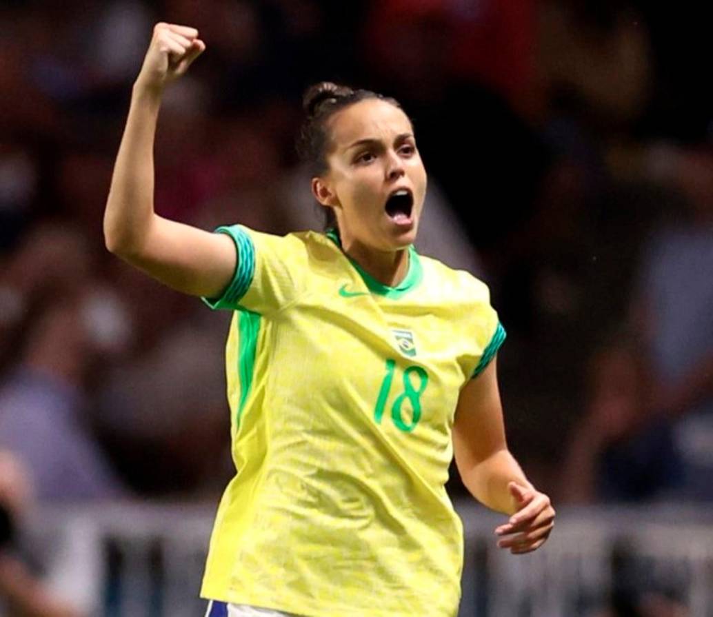 La jugadora brasileña Gabi Portilho celebra el tanto con el que vencieron a Francia, para la clasificación de Brasil a la semifinal. OTO TOMADA @fifaworldcup_es
