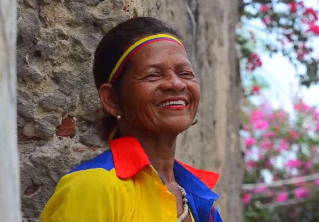 Alexy Hernández es la creadora de la canción “Viva Colombia, viva Falcao”. Foto: captura de pantalla 