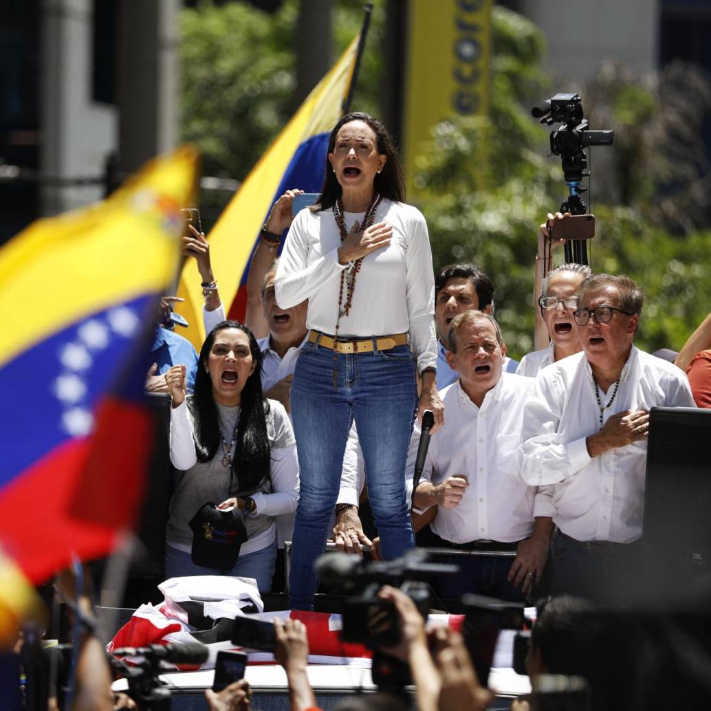 María Corina Machado, líder opositora del régimen de Maduro en Venezuela. FOTO: AFP.